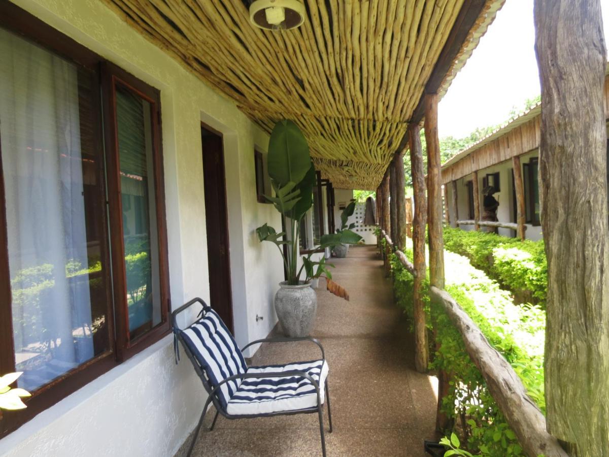 Nkanhe Lodge Ponta do Ouro Exterior foto